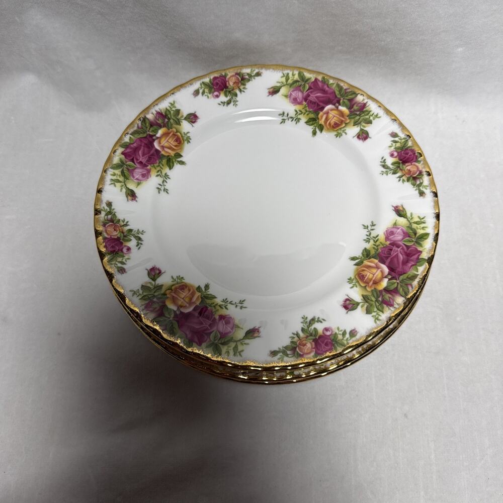 6 Royal Albert Bone China OLD COUNTRY ROSES 7 3/4" SALAD PLATES - Picture 2 of 7